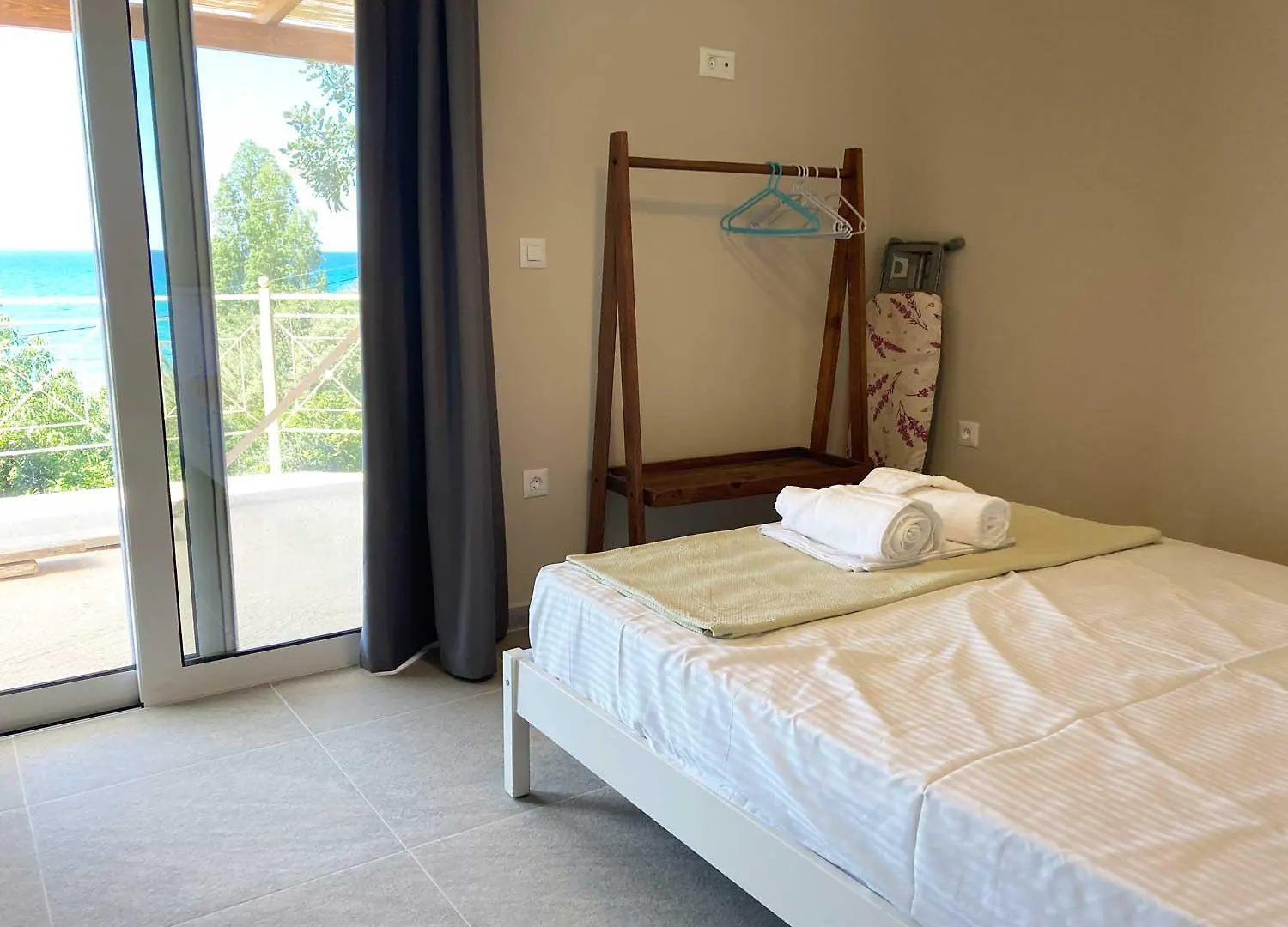 Villa Banana Lourdata  Hébergement de vacances Lourdata (Kefalonia)